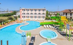 Savvas-Deval Hotel